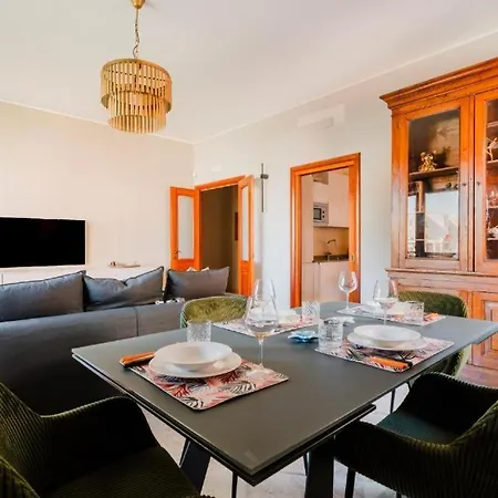 Ferienhaus Omar House